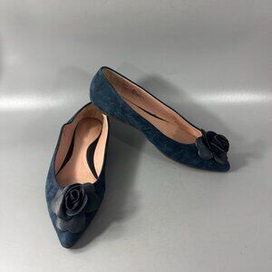 Taryn Rose Frida Navy Blue Pointed Toe Flats, Size 8B/38